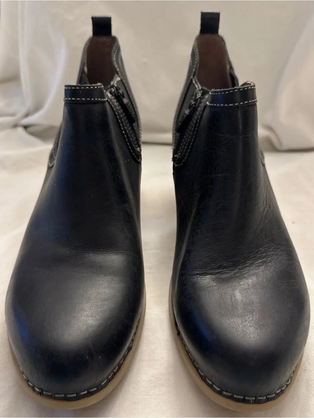 Dansko Harlene Black Leather Ankle Booties Zipper Womens 40 Boho Comfort EUC